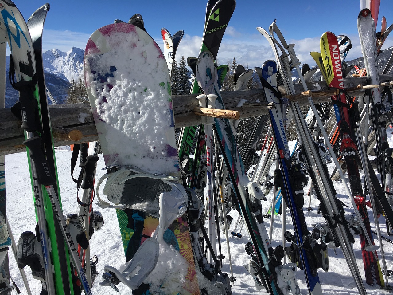 /opajupp/wer-trainiert-mit-welchem-sportgeraet/winter-sports-geee0e203c_1280.jpg /opajupp/wer-trainiert-mit-welchem-sportgeraet/winter-sports-geee0e203c_1280.jpg